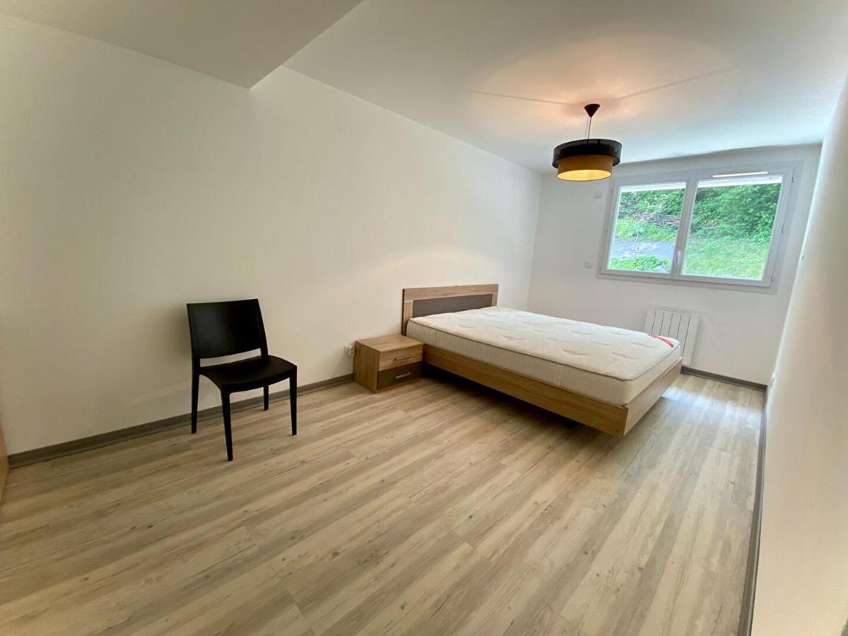 Maison Familiale Vue Lac Avec Jardin - A 10Mn Du Lac Et Stations De Ski Apartment Publier ภายนอก รูปภาพ