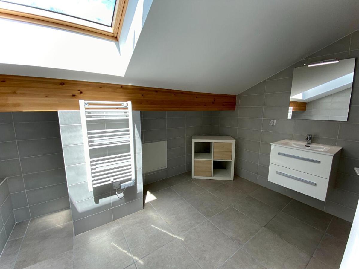 Maison Familiale Vue Lac Avec Jardin - A 10Mn Du Lac Et Stations De Ski Apartment Publier ภายนอก รูปภาพ