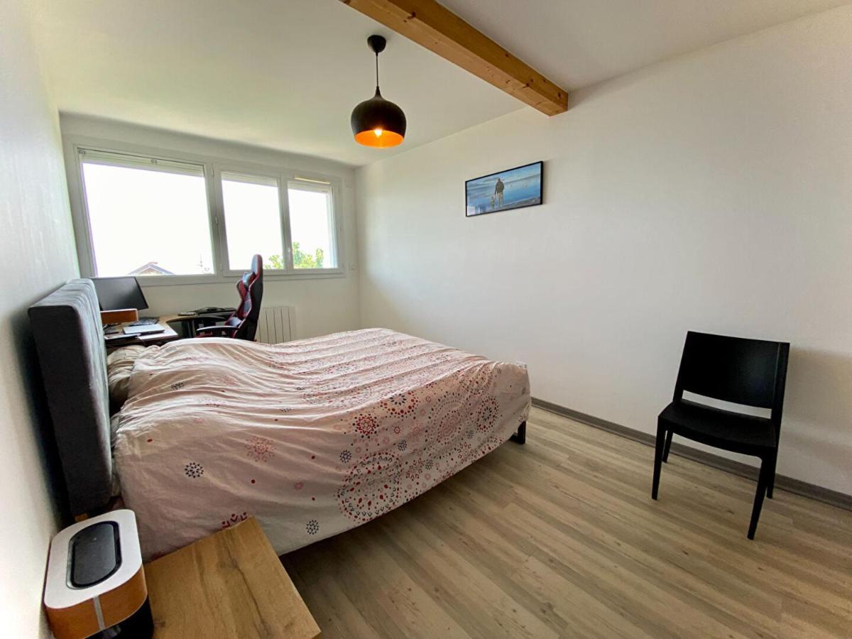 Maison Familiale Vue Lac Avec Jardin - A 10Mn Du Lac Et Stations De Ski Apartment Publier ภายนอก รูปภาพ